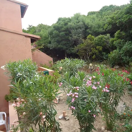 Alcina Apartment *